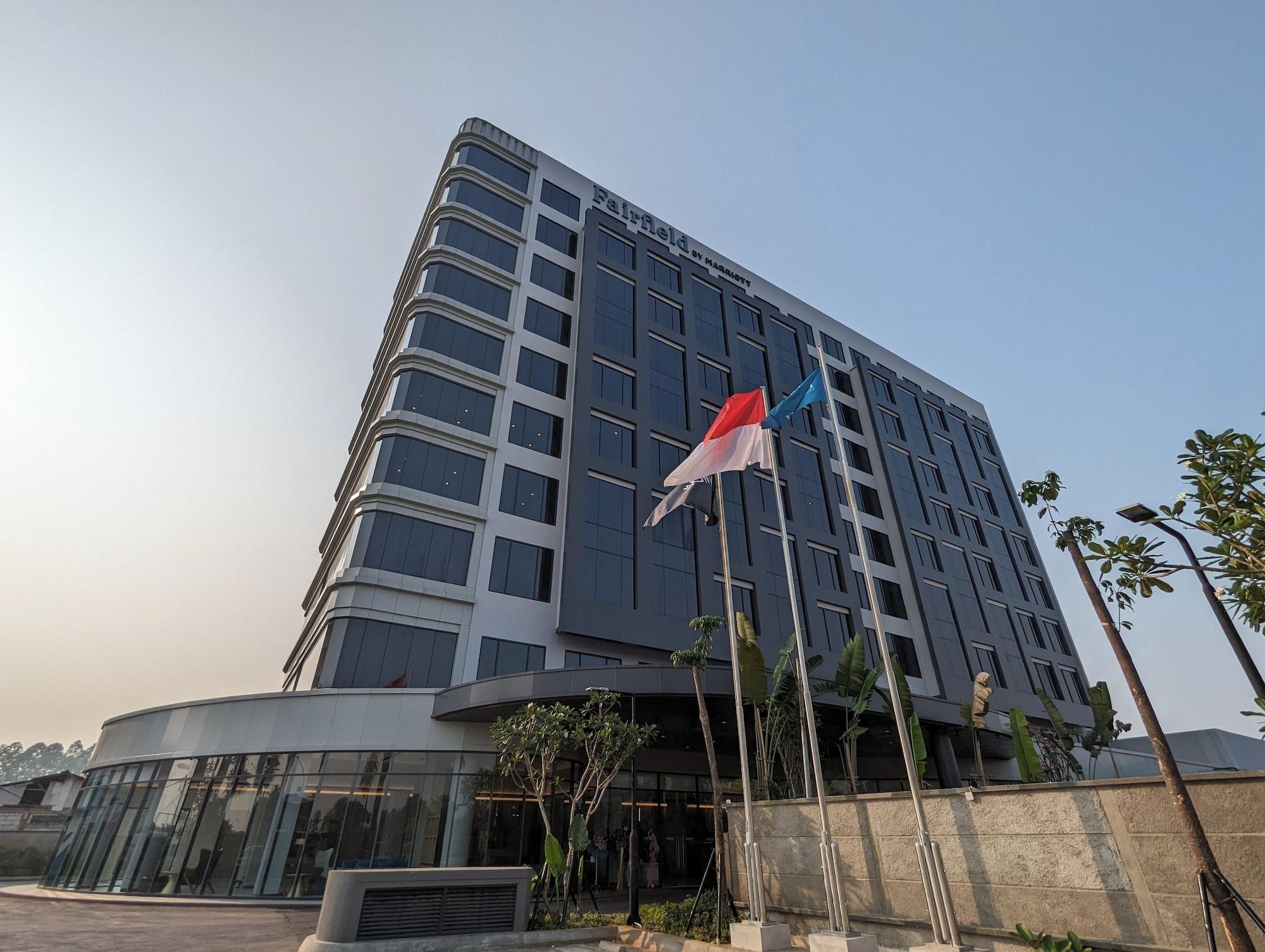 Vista Exterior Fairfield By Marriott Jakarta Soekarno-Hatta Airport