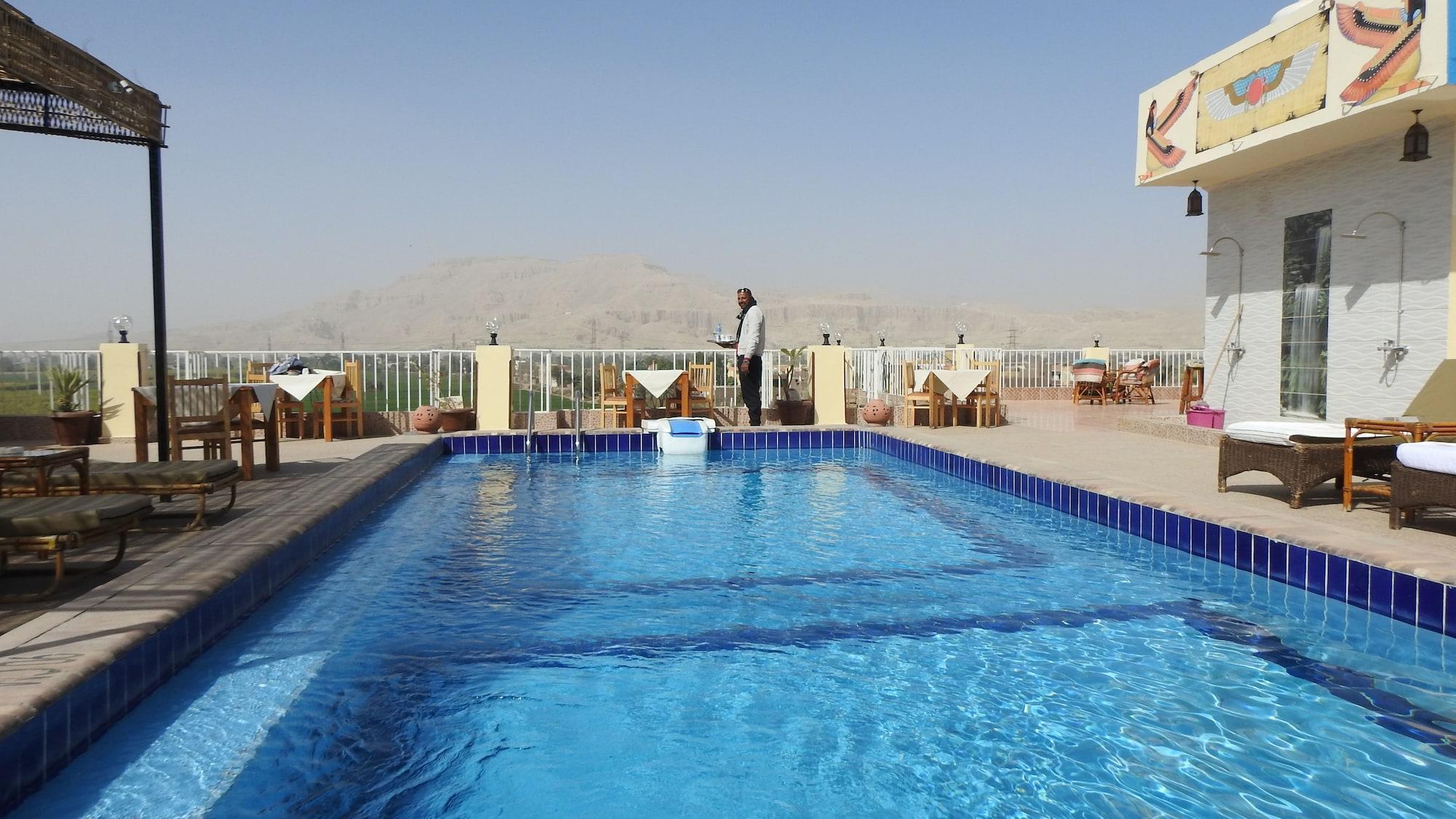 Instalaciones Recreativas Thebes Hotel Luxor