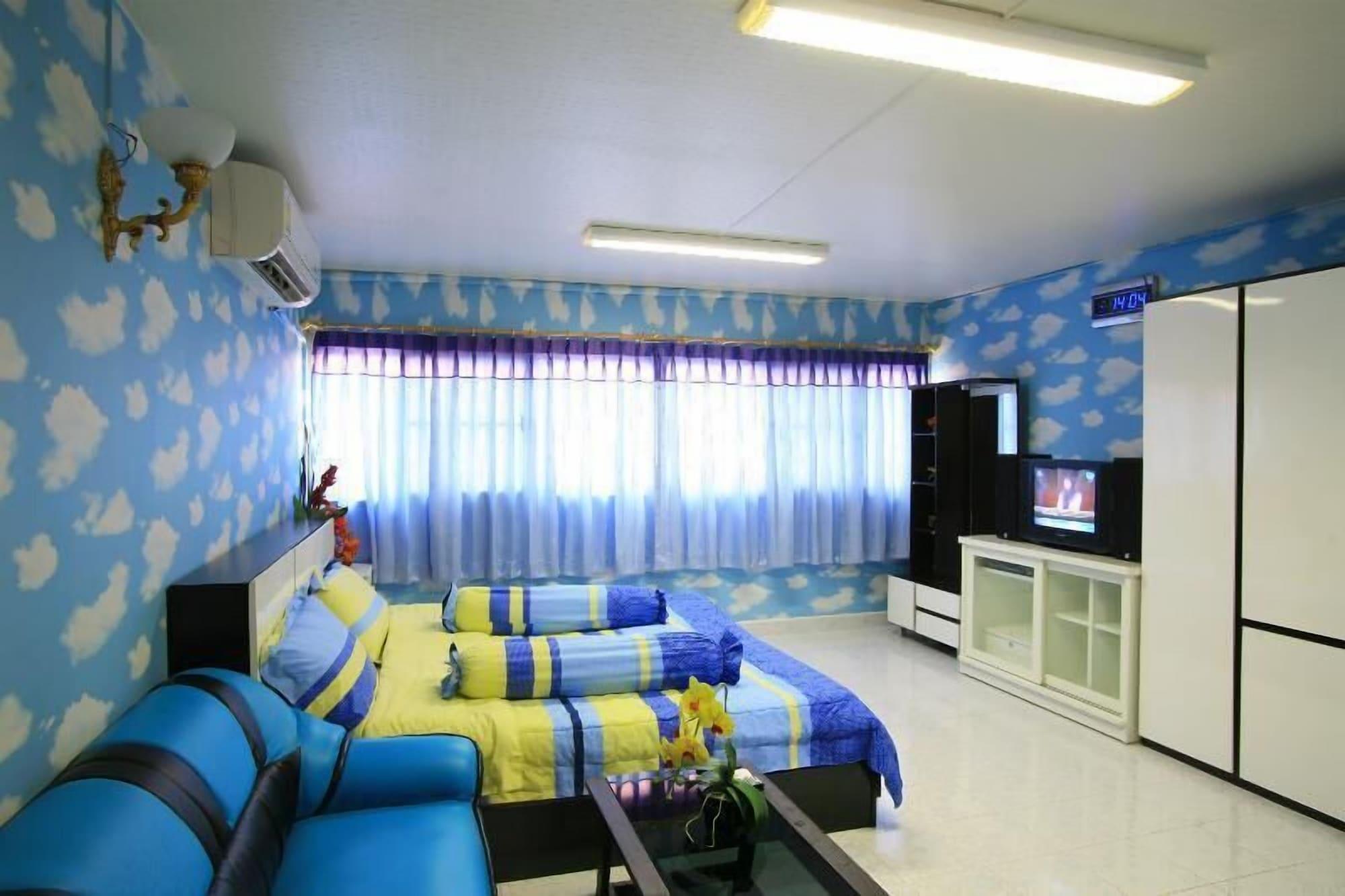 Habitación Deluxe at Popular Condo
