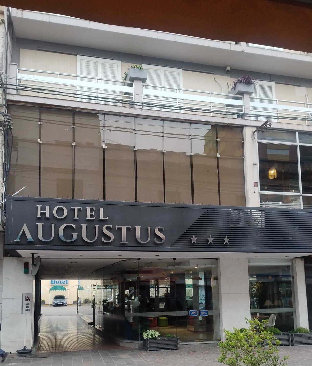 Vista Exterior HOTEL AUGUSTUS