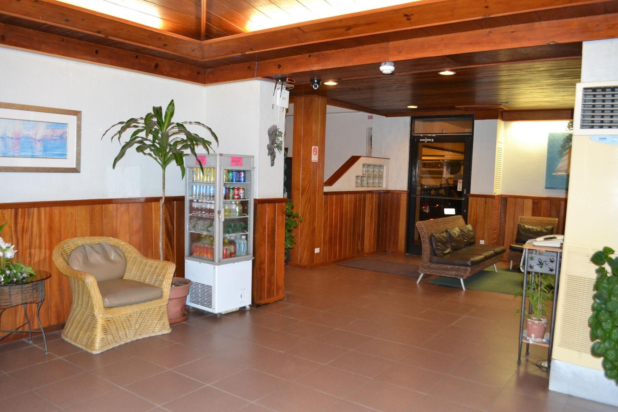 Varios West Plaza Hotel by the Sea