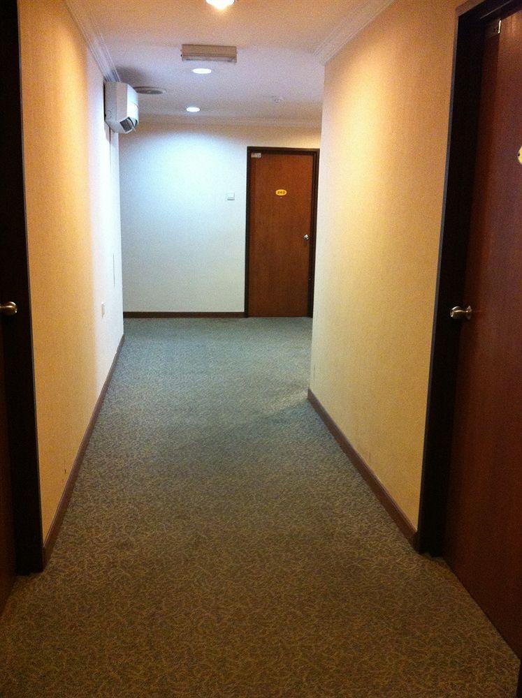 Varios D' Borneo Hotel