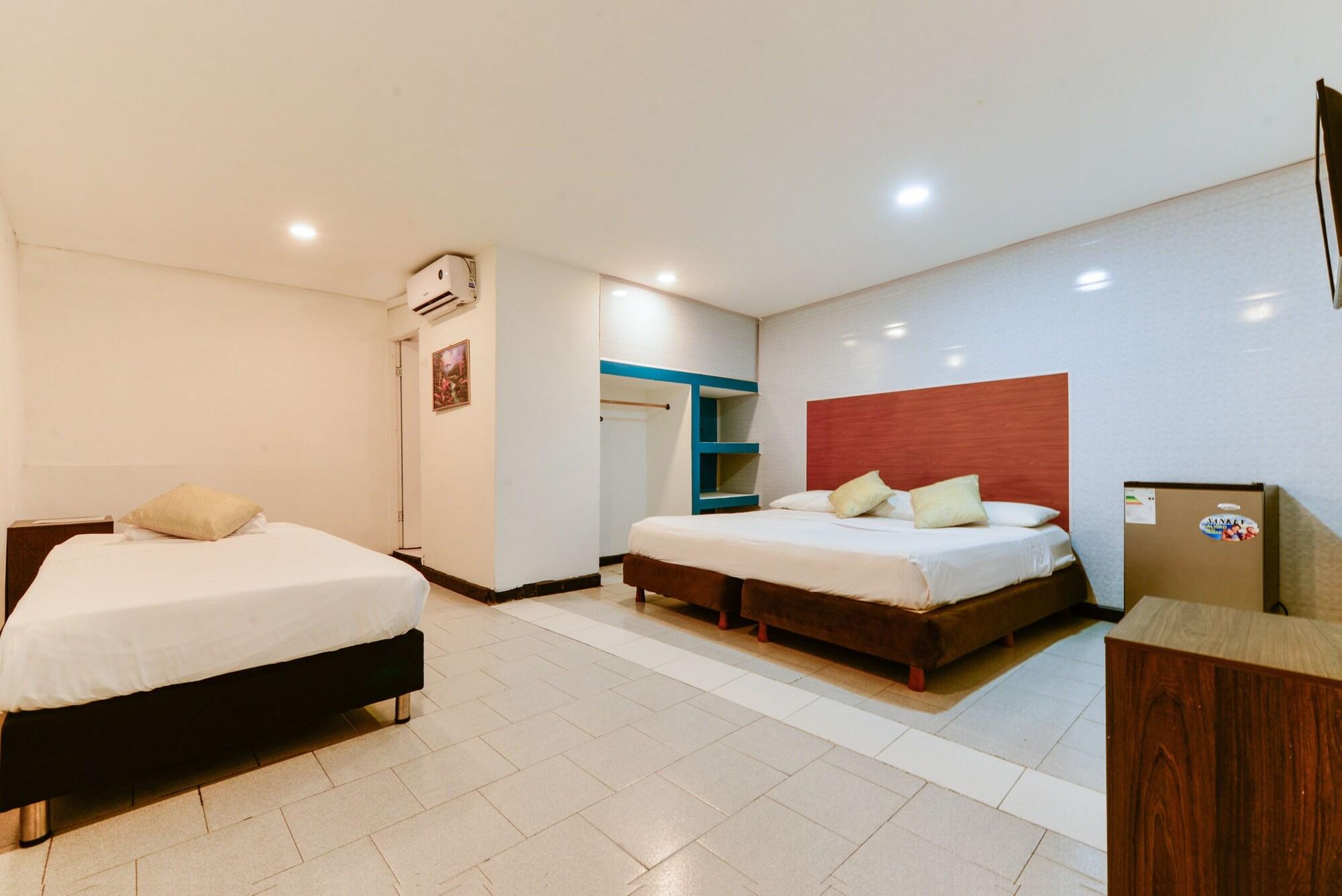 Varios Hotel Continental SAI