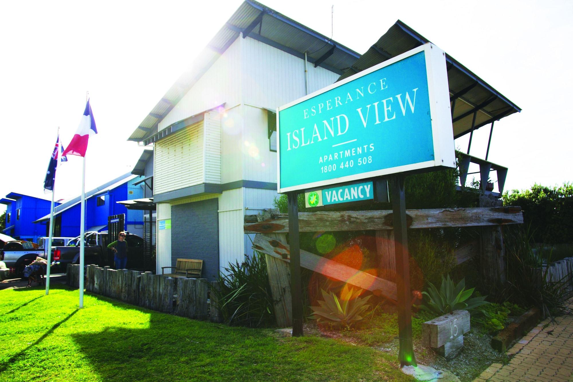 Vista Lobby Esperance Island View Apartments
