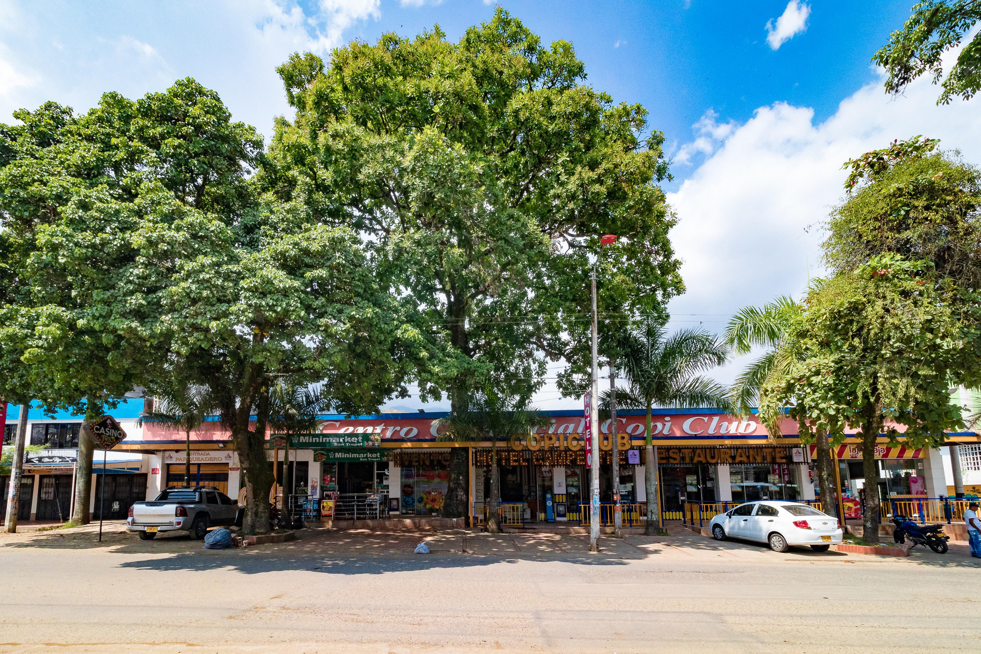 Vista Exterior Ayenda 1132 Copiclub