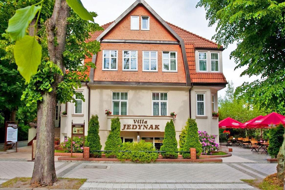 Varios Villa Jedynak