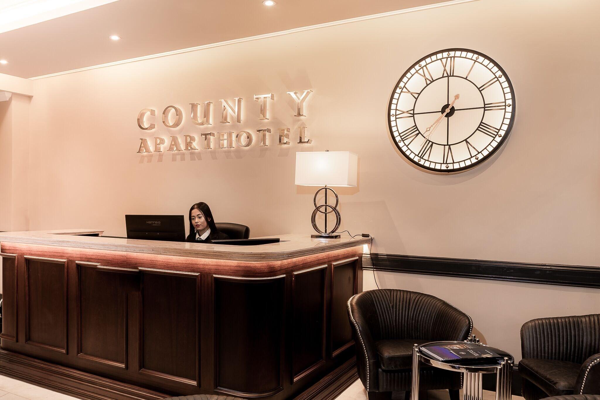 Vista Lobby County Hotel & County Aparthotel Newcastle