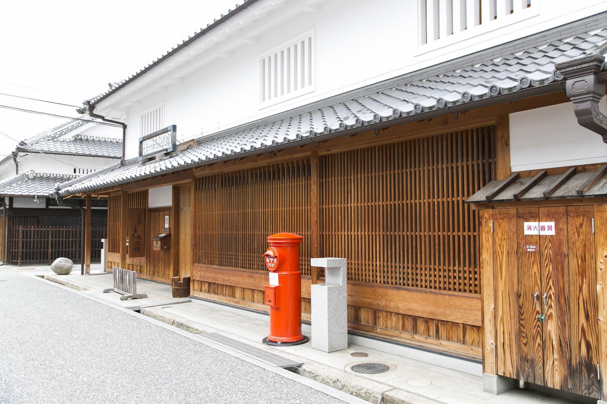 Vista Exterior Guesthouse Tomari-ya Caters to Women