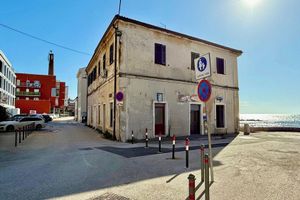 Renta temporal - Romantic stone house in the center of Umag next to the beach!