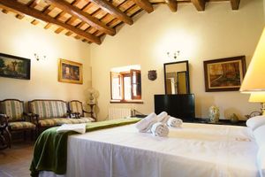 Alquiler Vacacional - Molí d'en Tarrés.   Ideal house for families10 people.