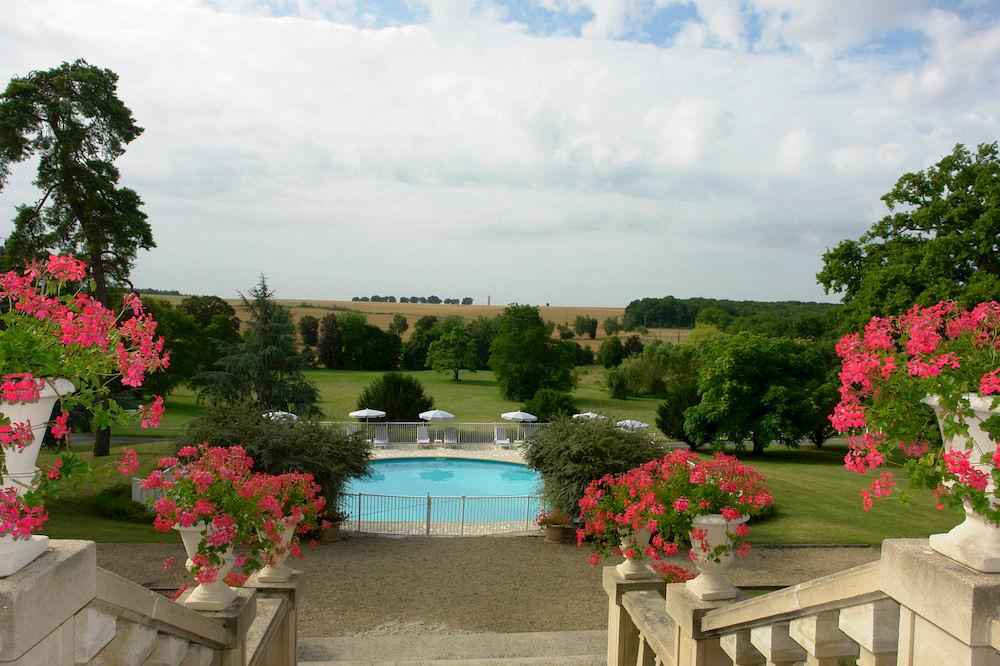 Vista Piscina Château de Fère