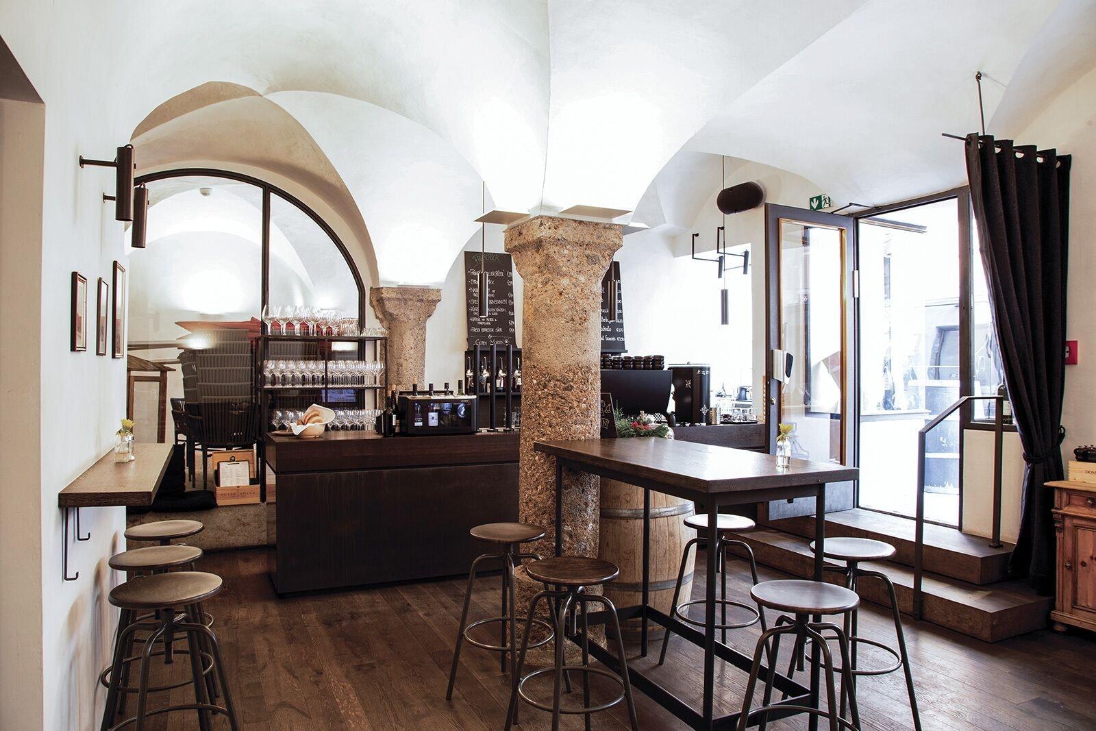 Bar/Salón Weisses Roessl Innsbruck GmbH