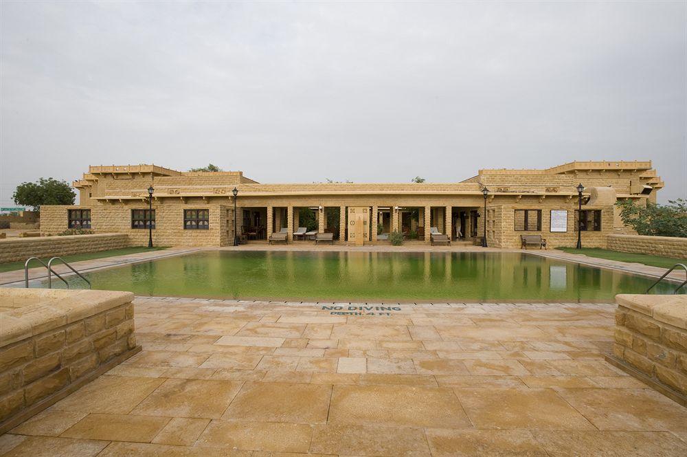 Vista Piscina Hotel Rawal Kot