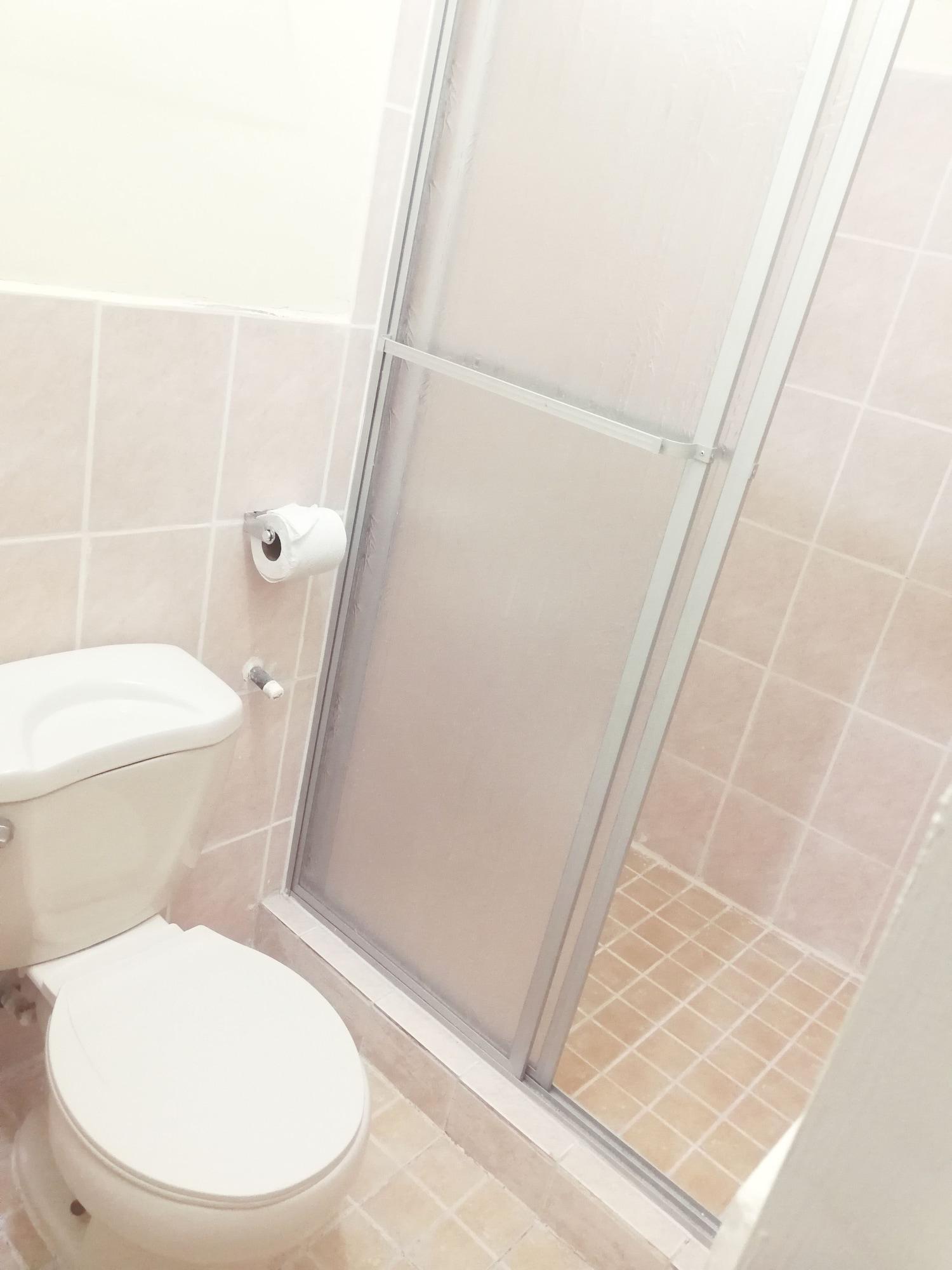 Equipamiento de Habitación Hotel Ana Mary