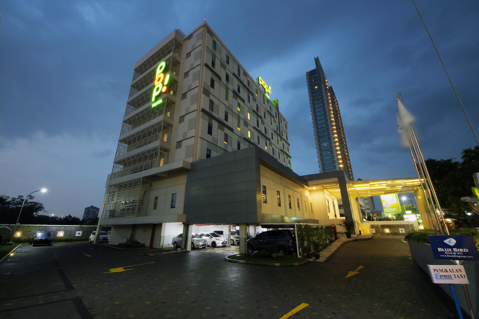 Vista Exterior POP! Hotel Kemang Jakarta