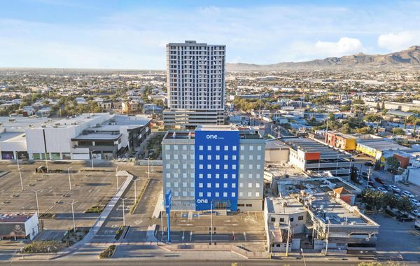 One Ciudad Juarez Alameda Iglesias