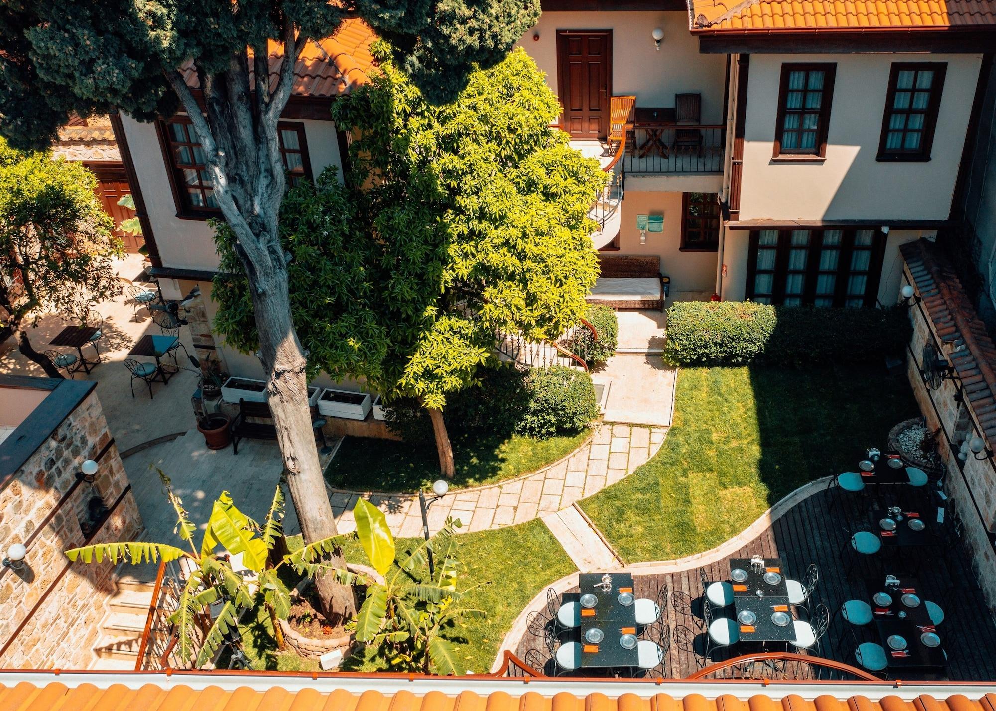 Vista Exterior Mediterra Art Hotel