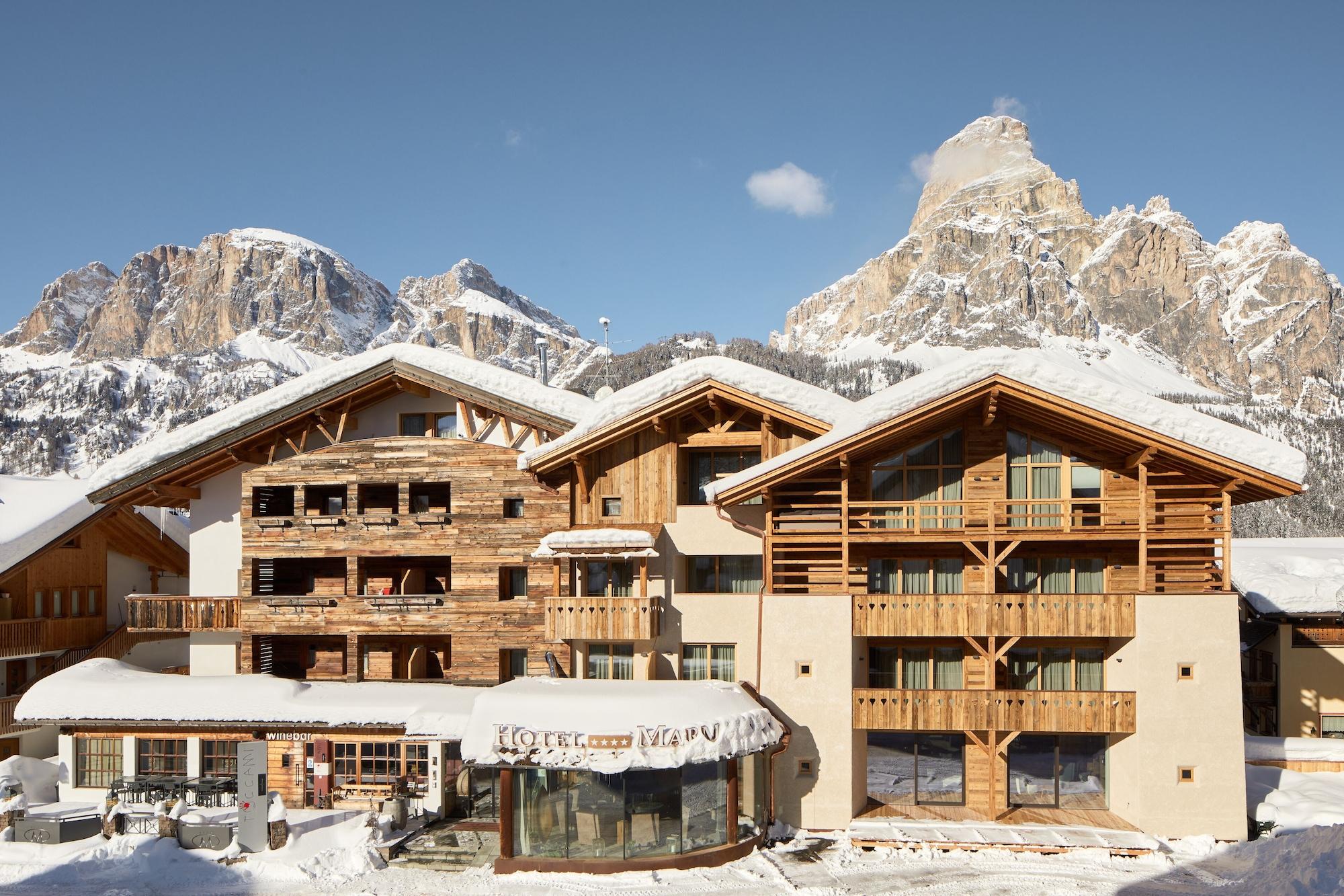 Vista Exterior Hotel Marmolada