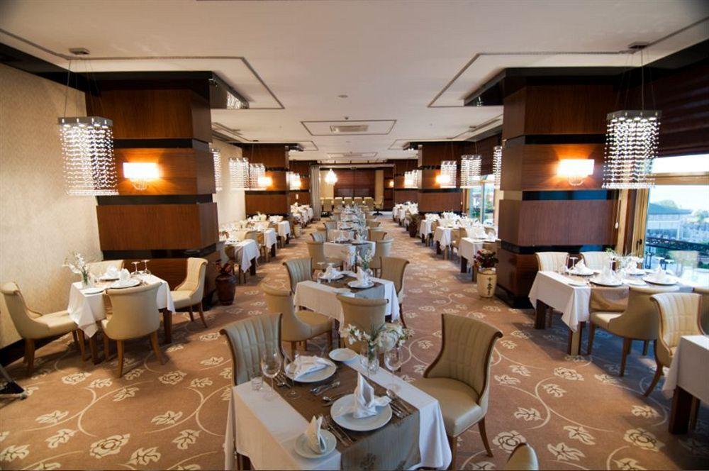 Restaurant Megasaray West Beach Antalya