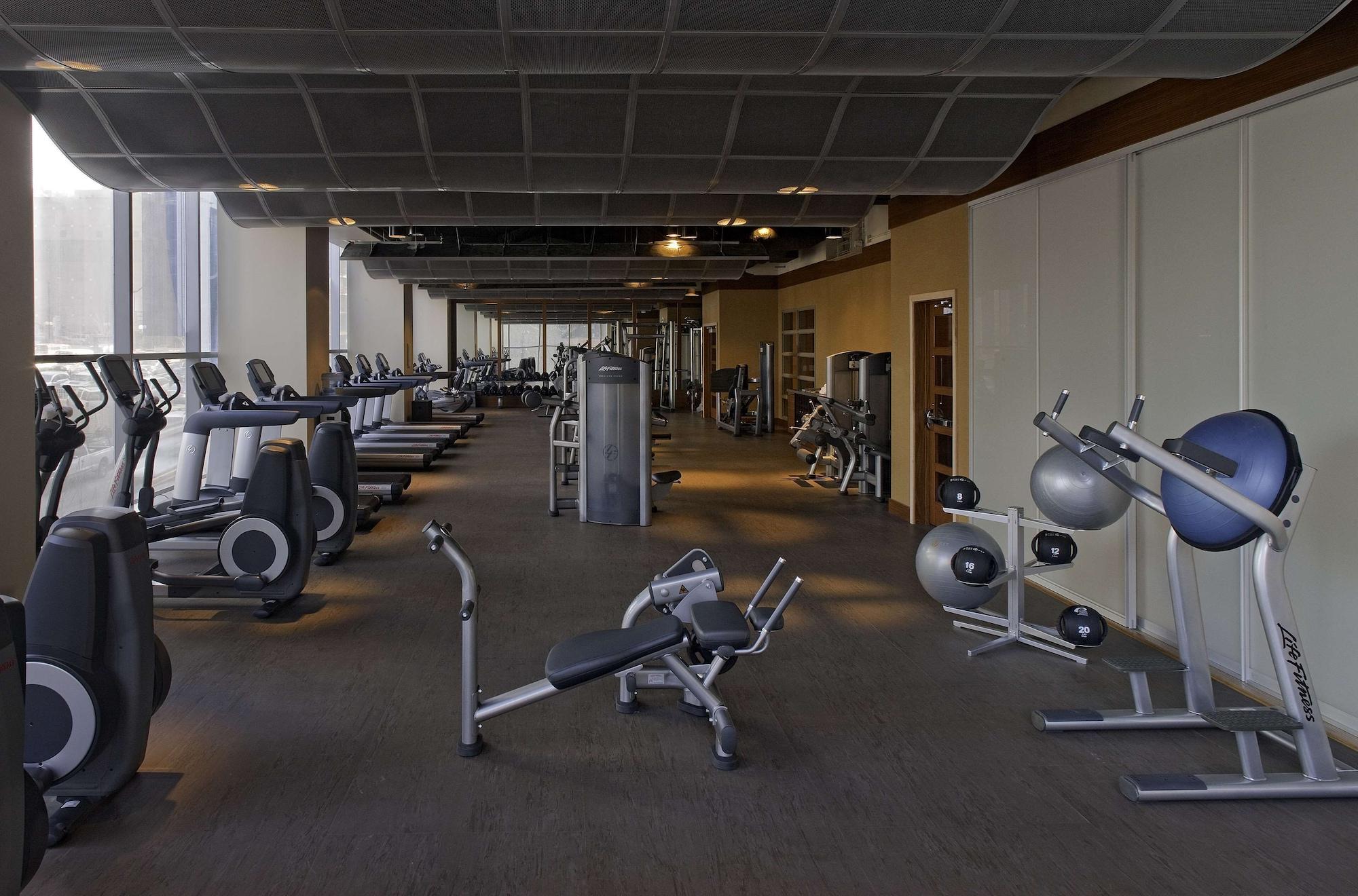 Gimnasio Hyatt At Olive 8