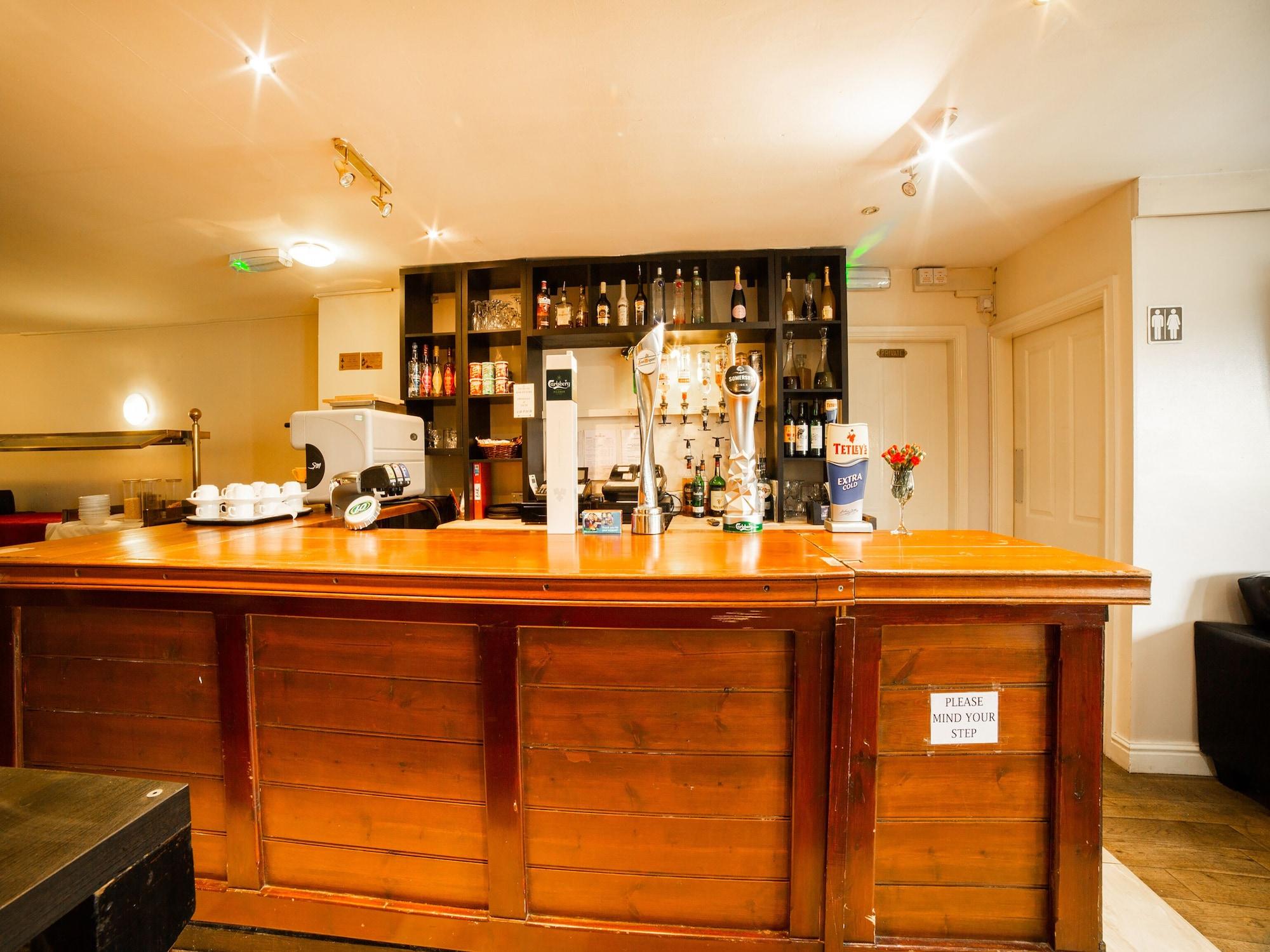 Bar/Salón OYO White Horse Lodge Hotel, East Thirsk