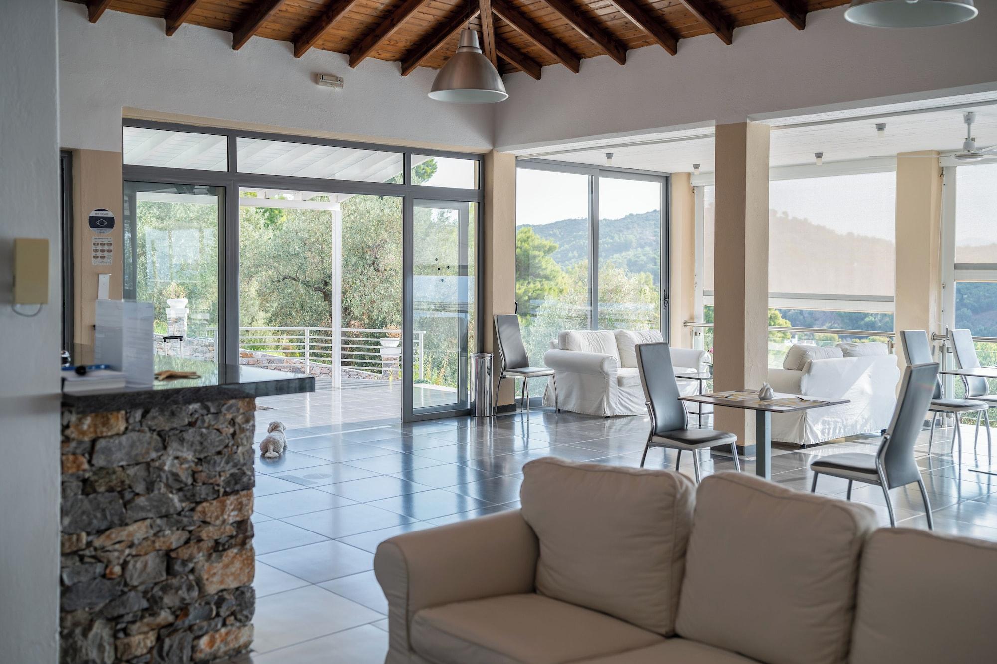 Vista Lobby La Luna Hotel