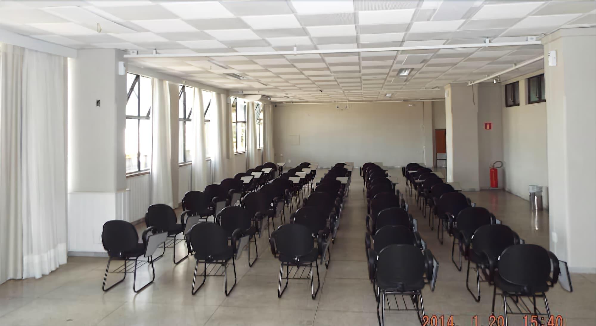 Sala de Reuniones Hotel Coroados