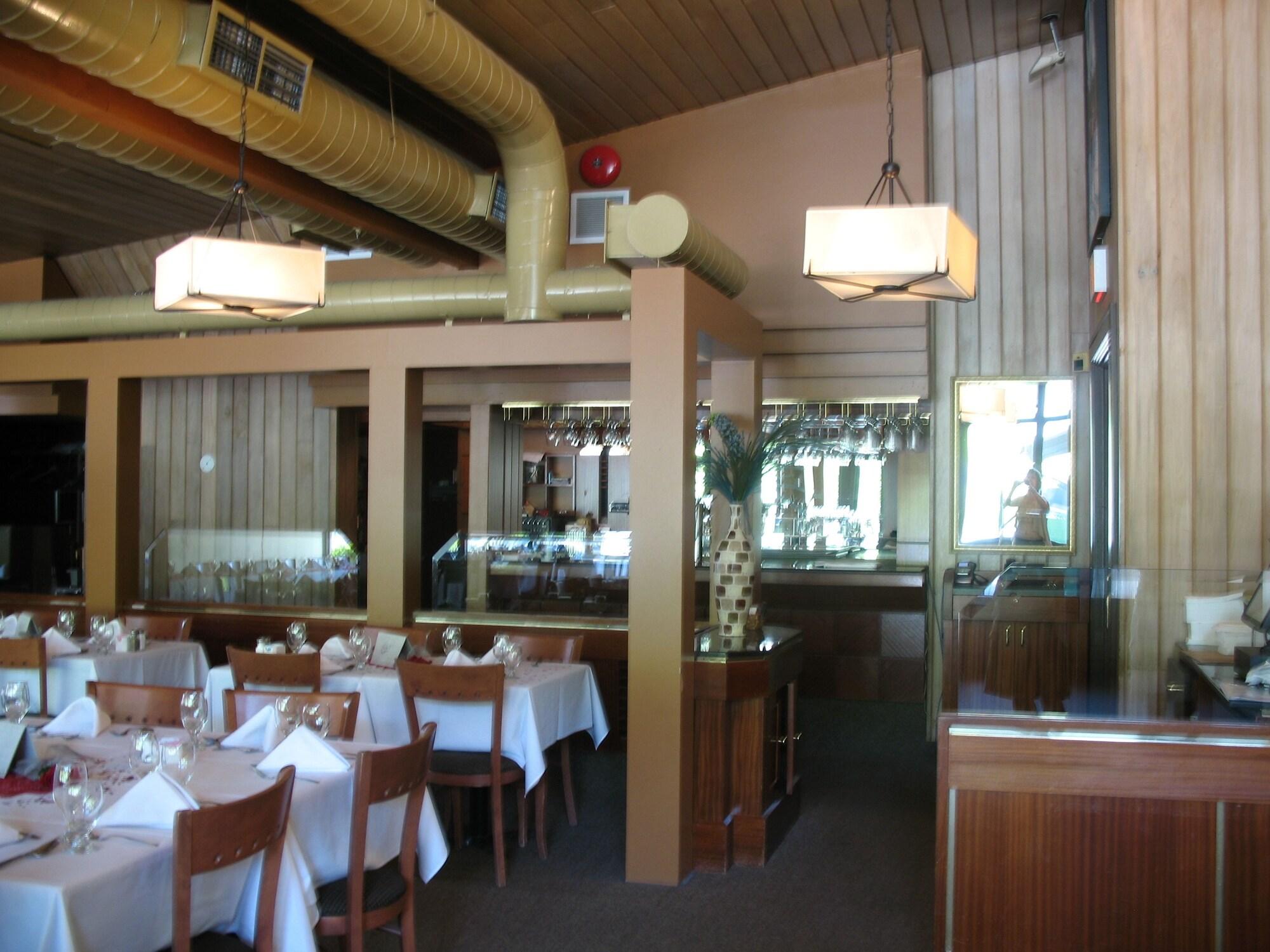 Restaurant Condos & Hôtel Stoneham