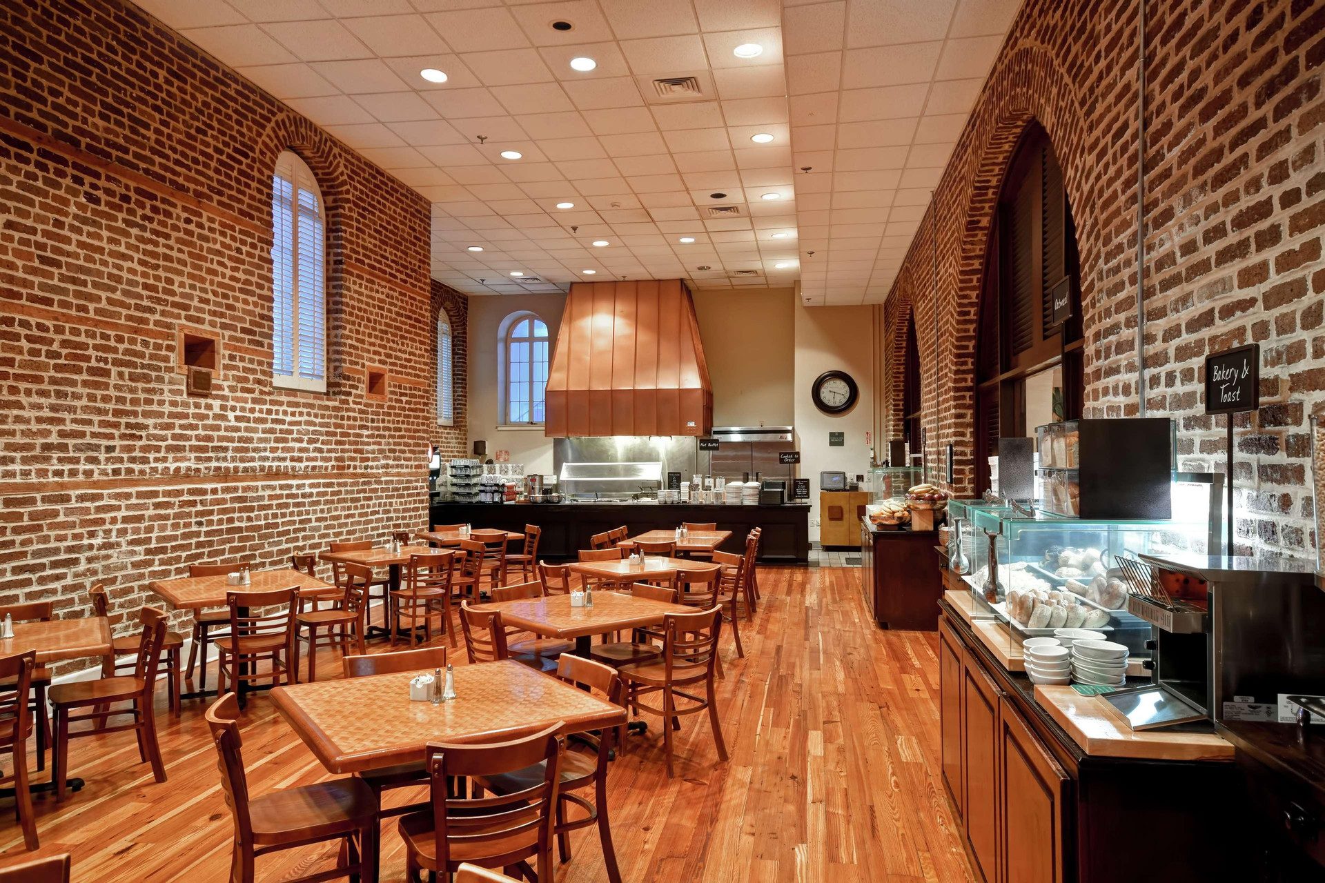 Restaurant Embassy Suites by Hilton Charleston Historic District