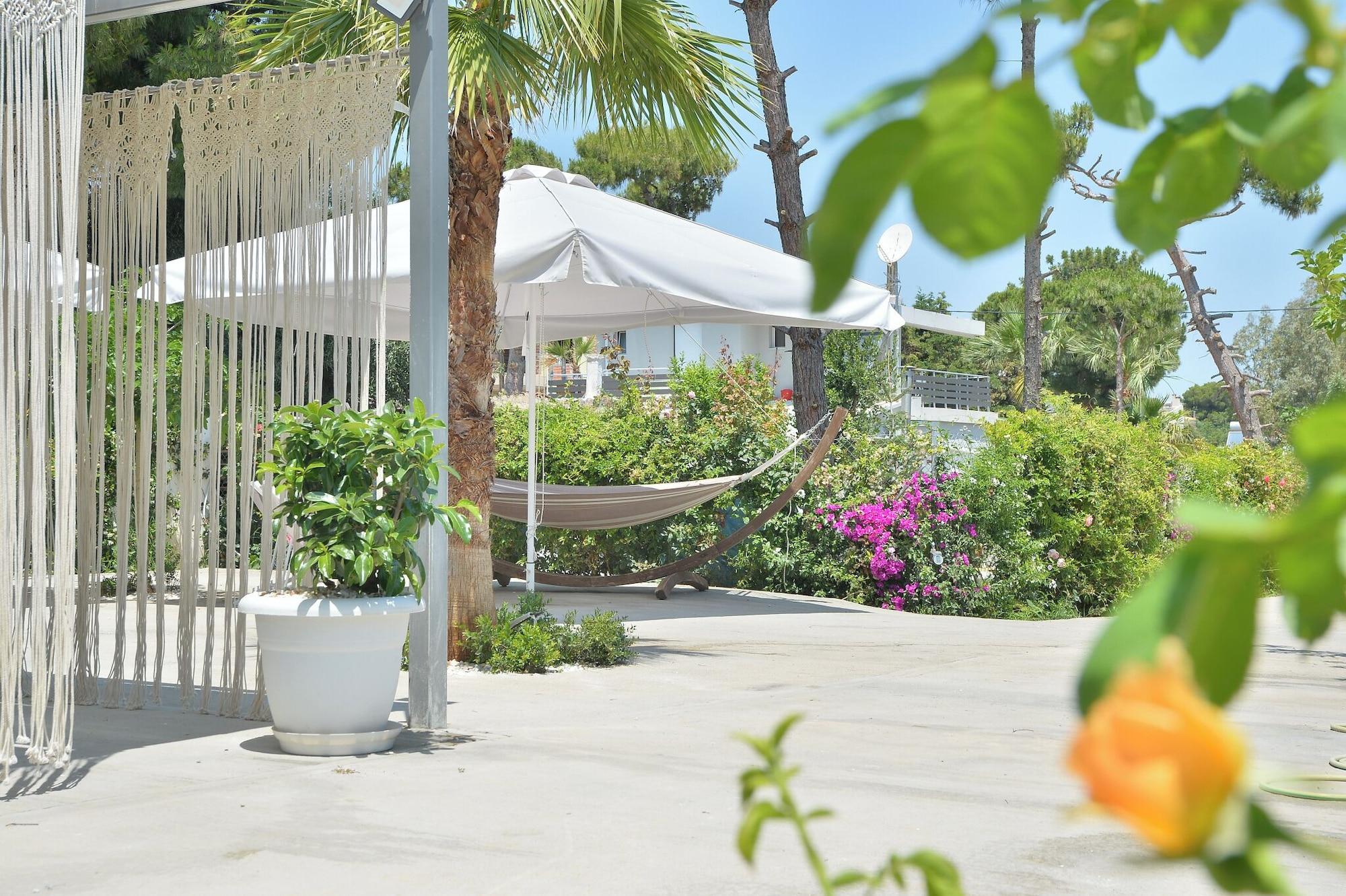 Vista Exterior Alekos Luxury Suites Free 24h Transportation From - To Airport