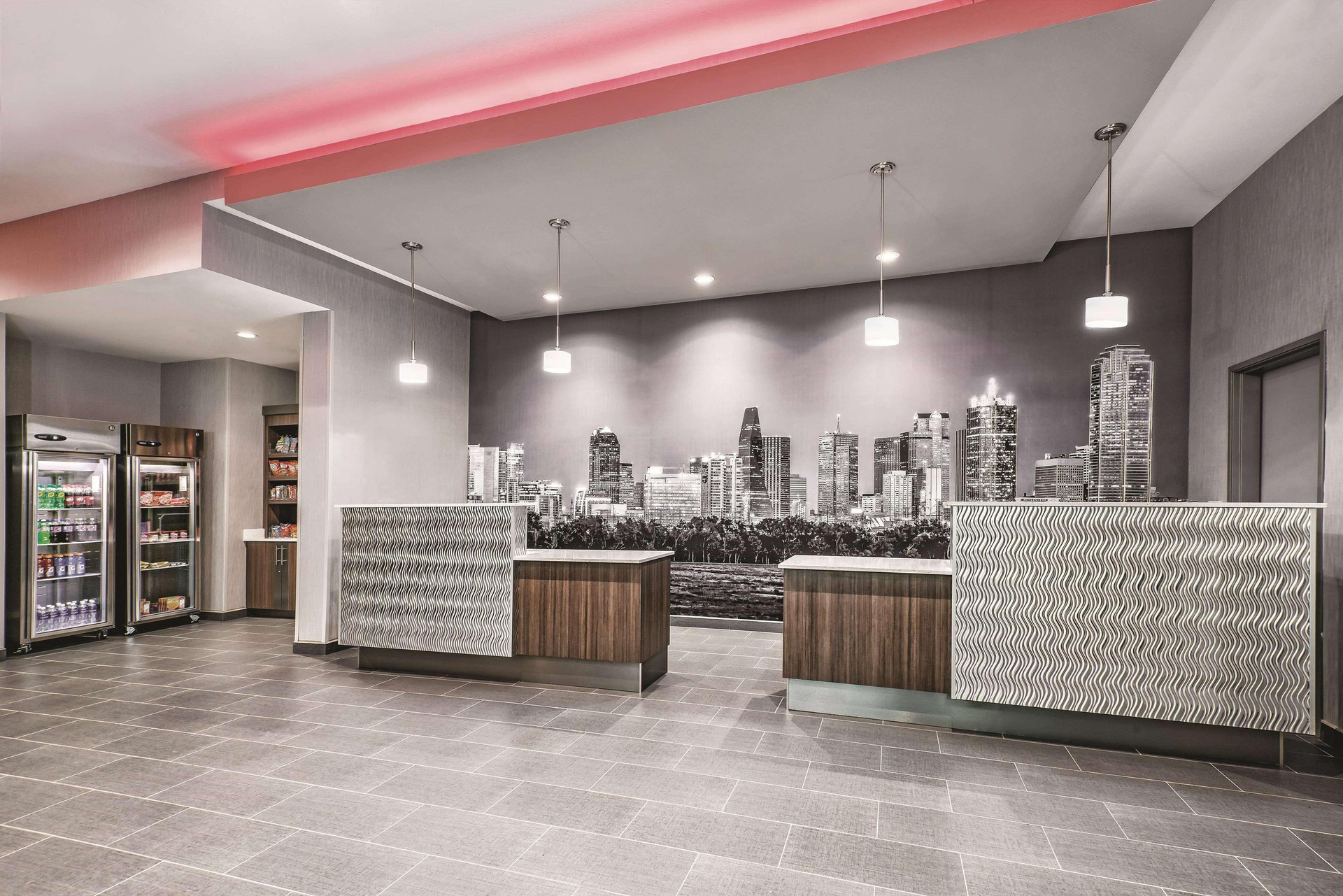 Vista Lobby La Quinta Inn & Suites Dallas Grand Prairie North