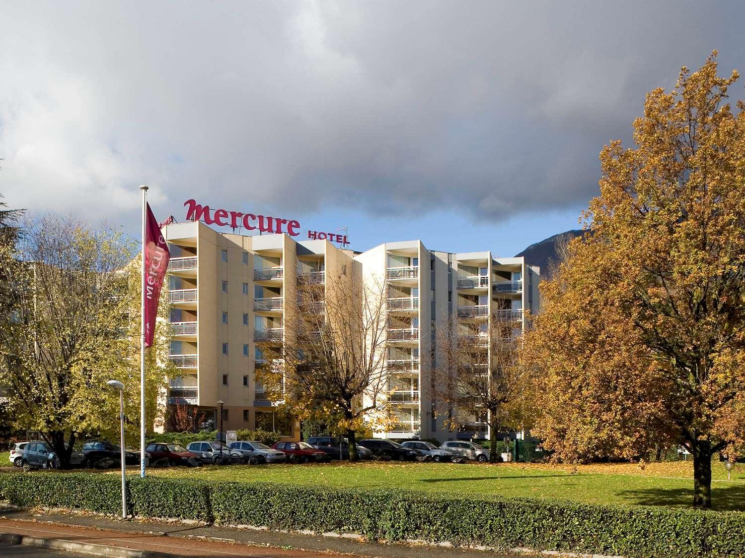 Vista Exterior Mercure Grenoble Meylan