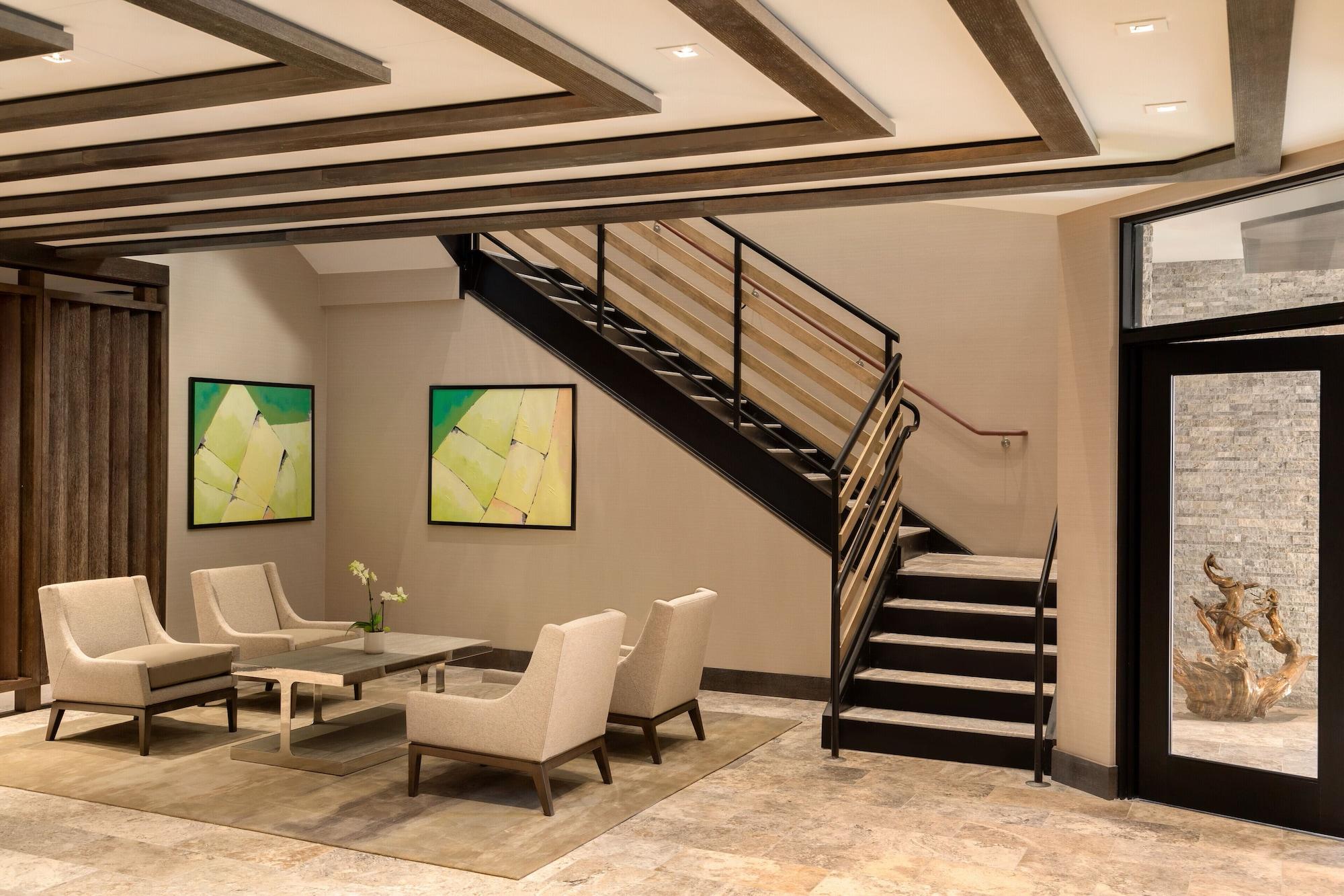 Vista Lobby Hoodoo Moab, Curio Collection by Hilton