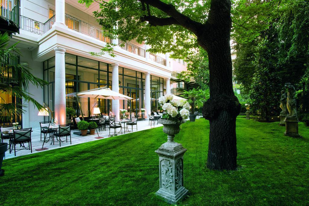 Vista Lobby Palazzo Parigi Hotel & Grand Spa Milan