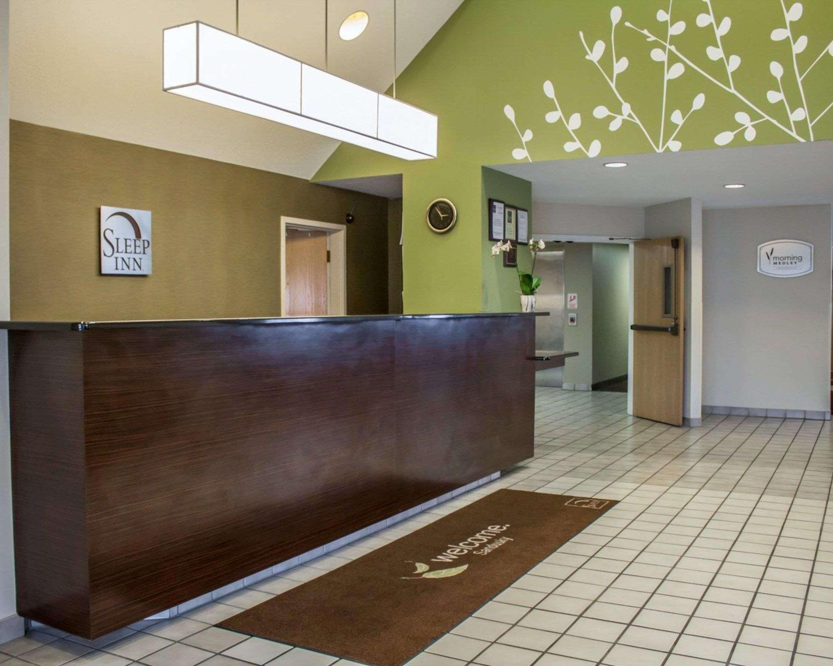 Vista Lobby Sleep Inn Sandusky