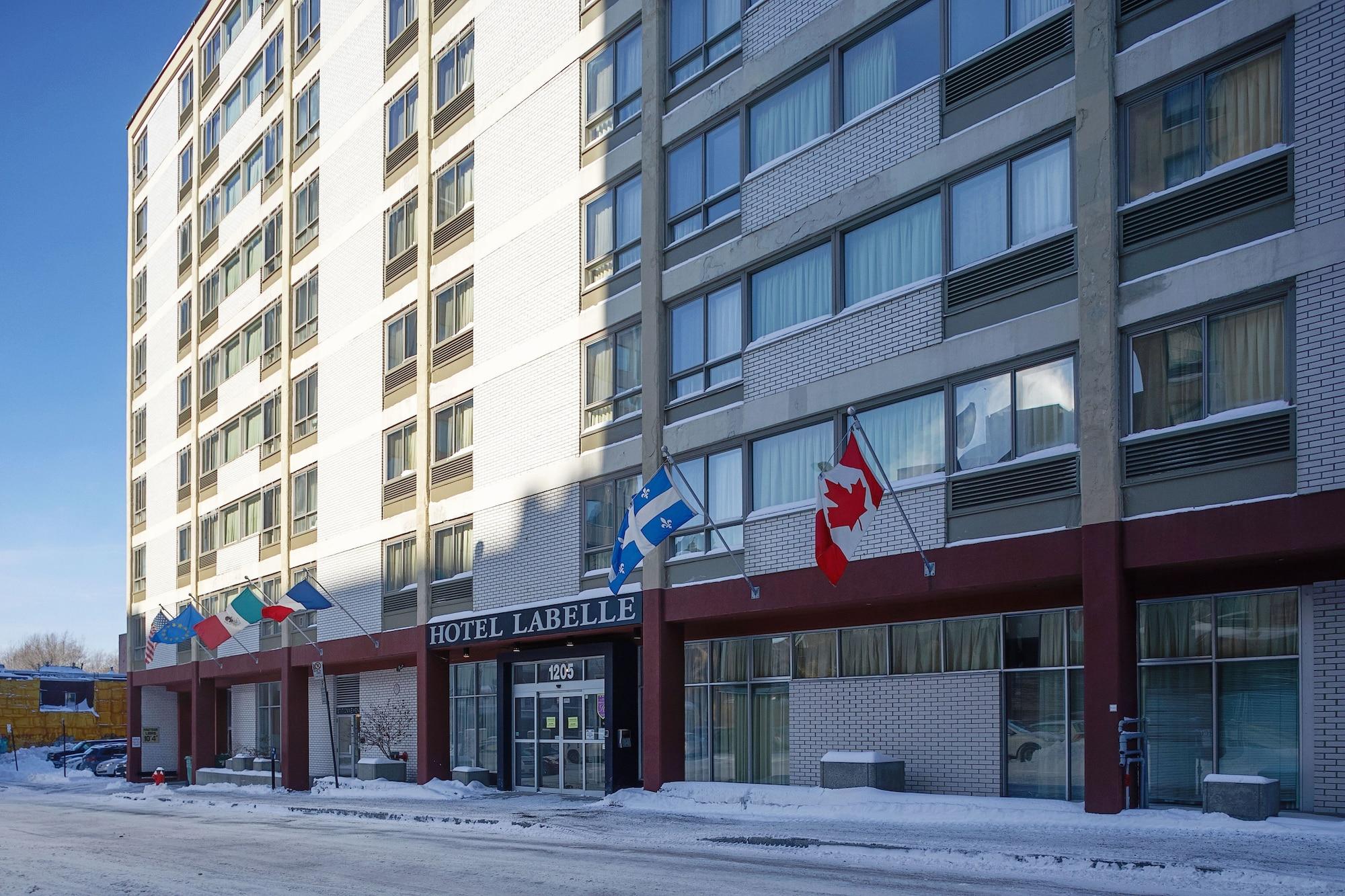 Vista Exterior Hotel Les Suites Labelle
