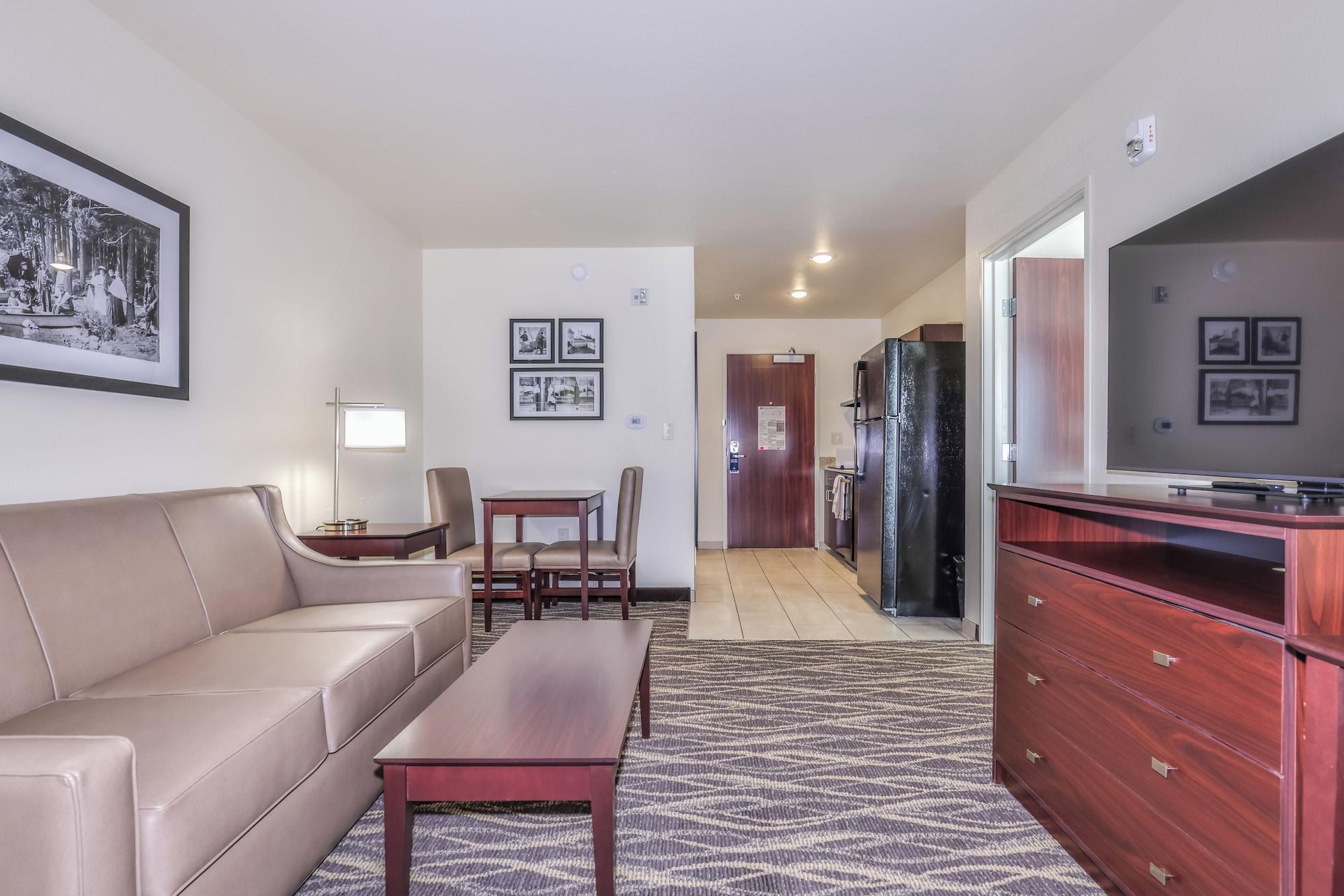 Comodidades del Alojamiento Cobblestone Hotel & Suites - Monte Vista