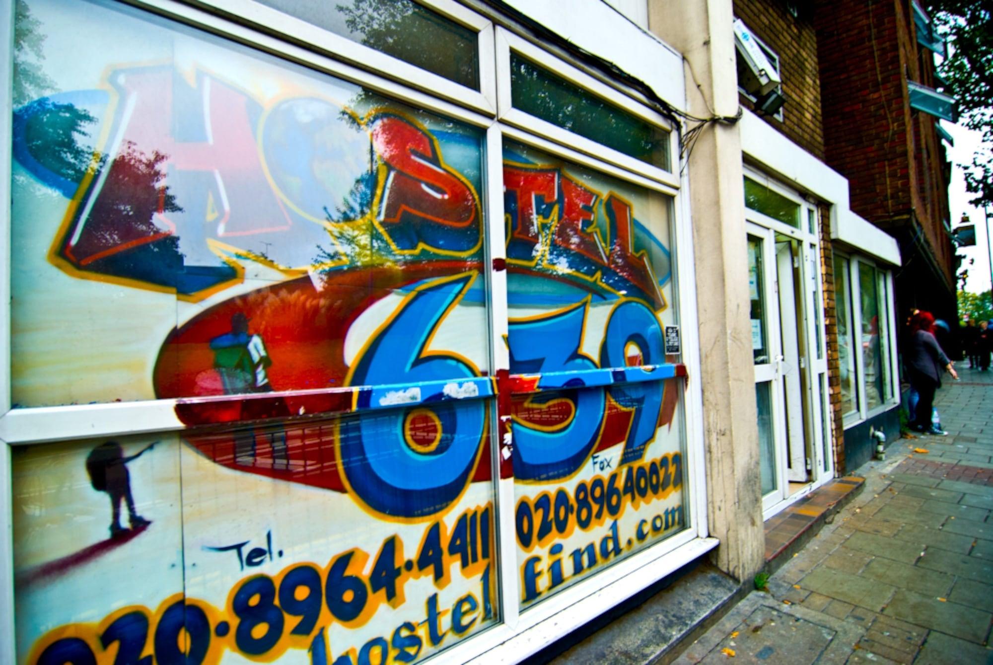 Vista Exterior Kensal Green Backpackers 1