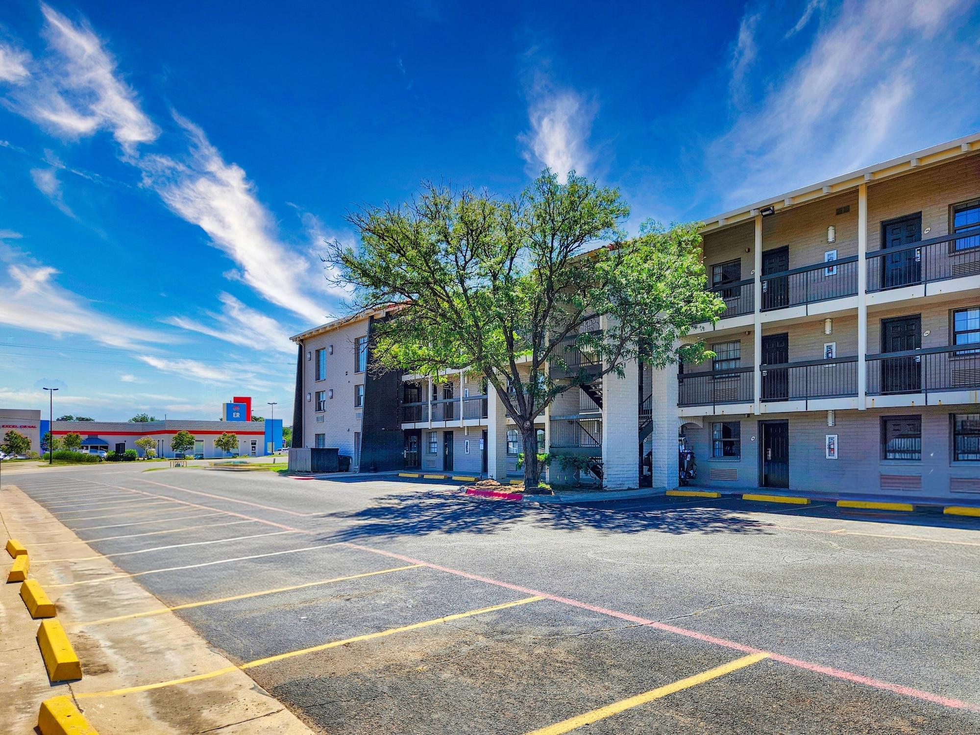 Vista Exterior La Quinta Inn by Wyndham Amarillo West Medical Center