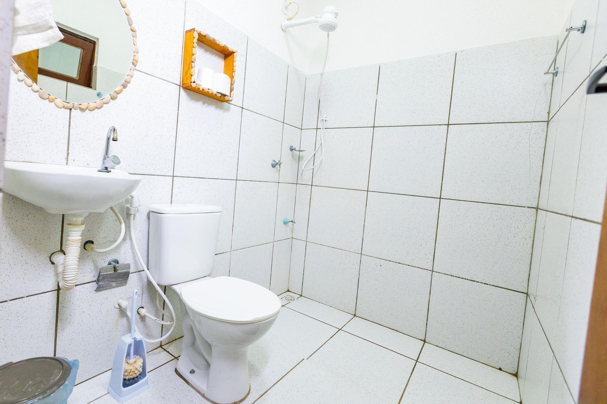 Comodidades do quarto OYO Hotel Das Pedras