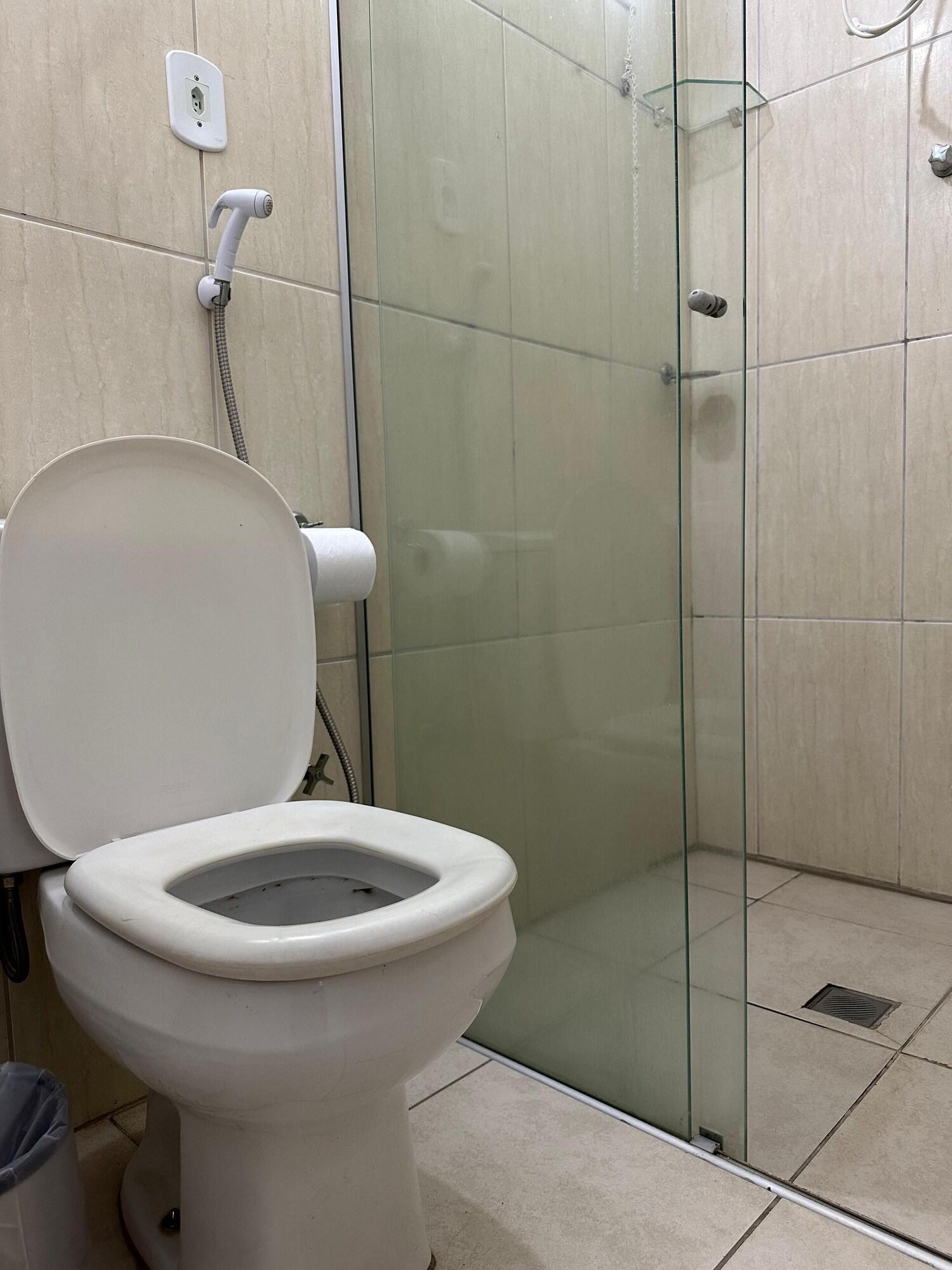 Equipamiento de Habitación HOTEL PLATINO