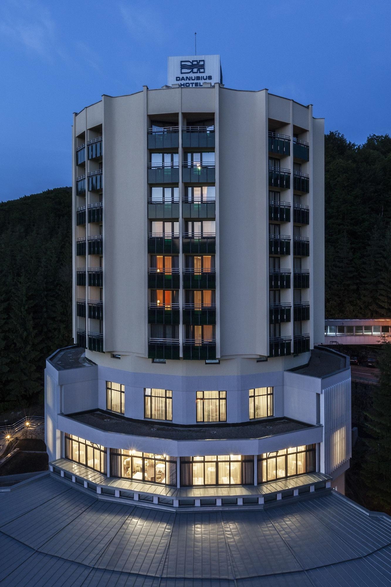 Vista Exterior Ensana Bradet