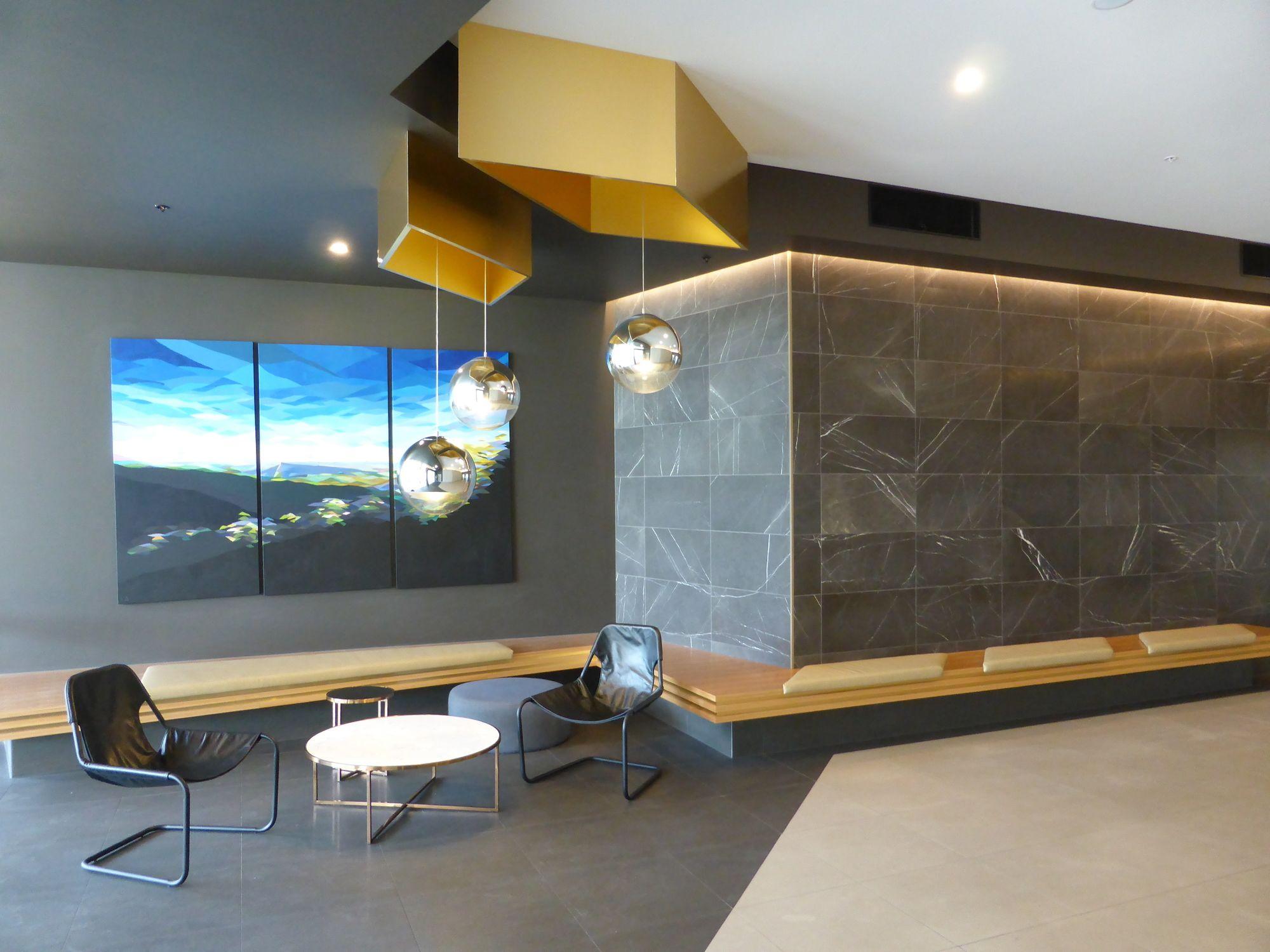 Vista Lobby Spice Apartments