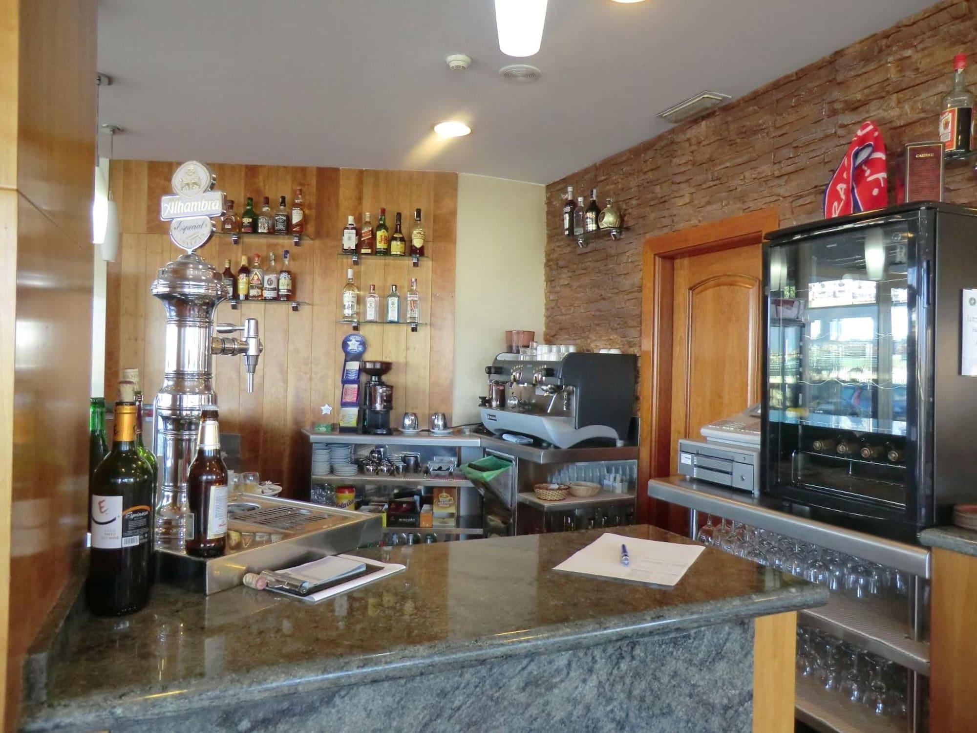 Bar/Salón Hotel Saylu