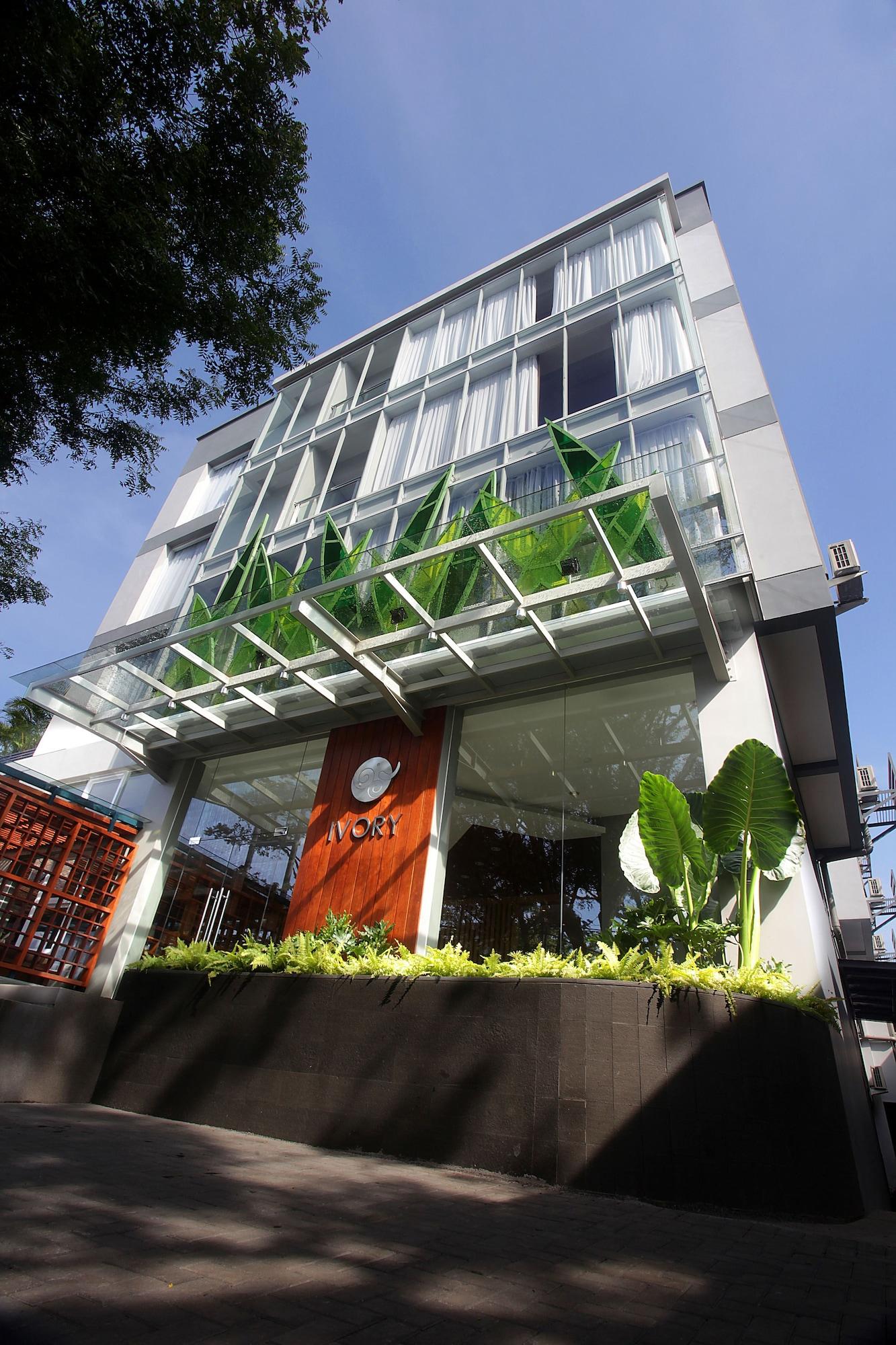 Vista Exterior Ivory Hotel Bandung