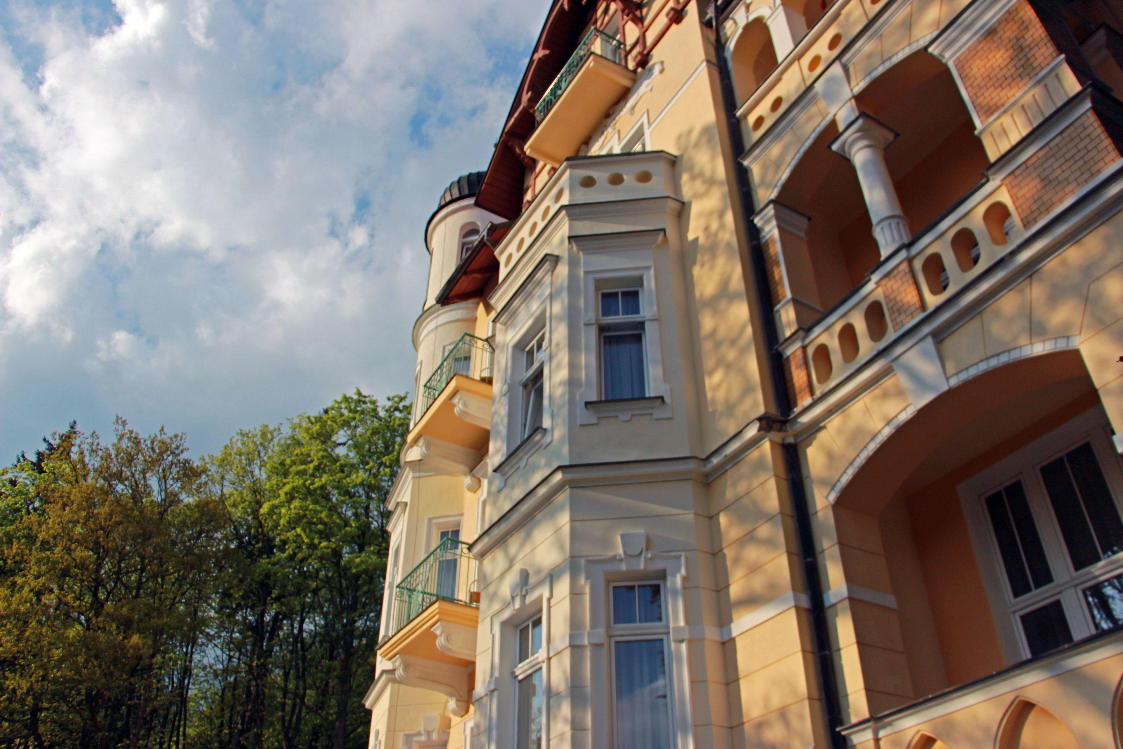 Vista Exterior Hotel Villa Regent