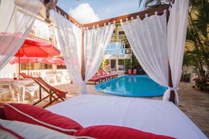 Alojamiento - Hotel Cabana Suíça