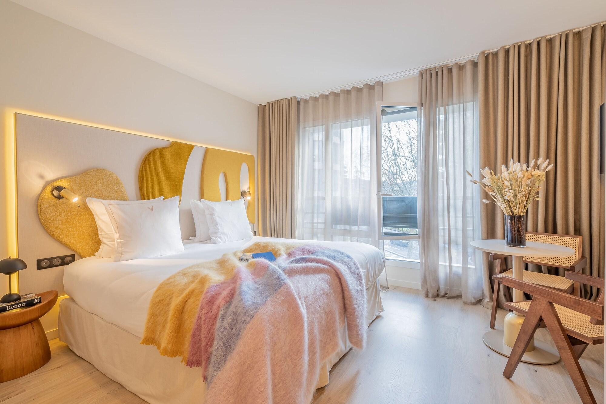 Varios Yuna Porte Maillot - ApartHotel