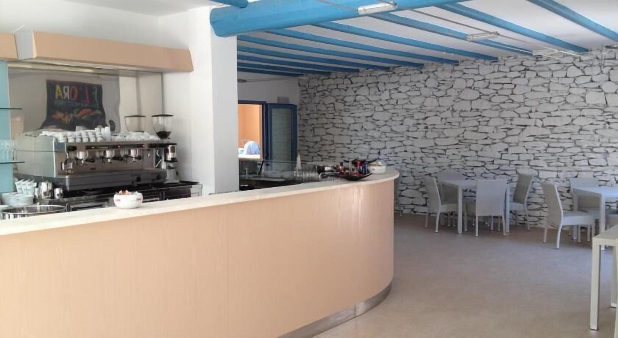 Bar/Salón Budoni Beach
