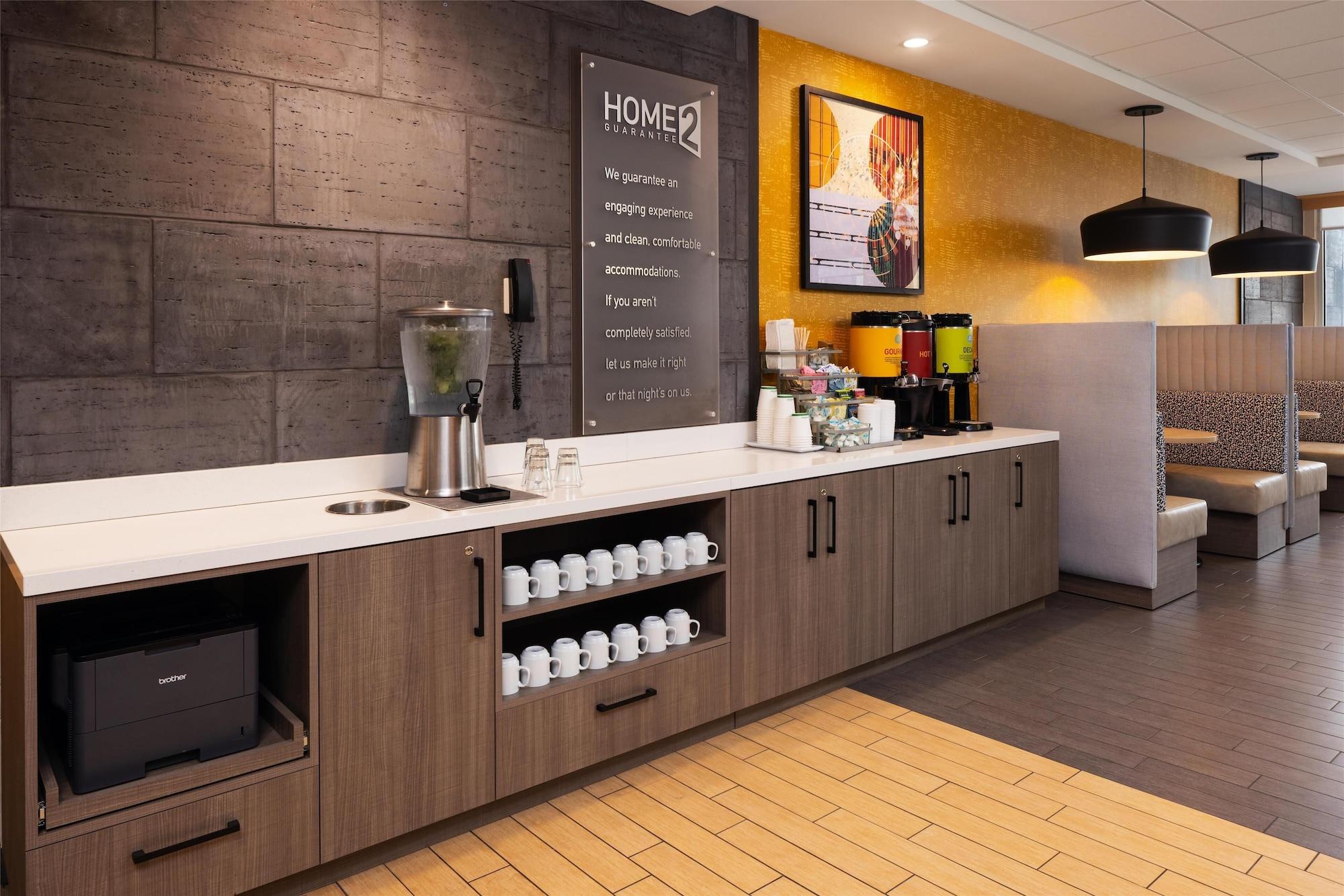 Restaurant Home2 Suites by Hilton Roseville Minneapolis